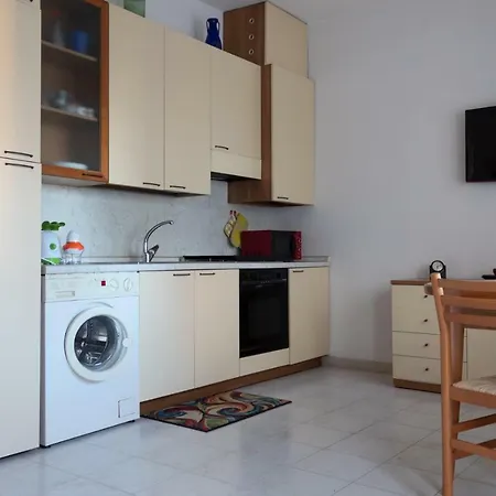 Apartment Con Posto Macchina E Posto Spiaggia *